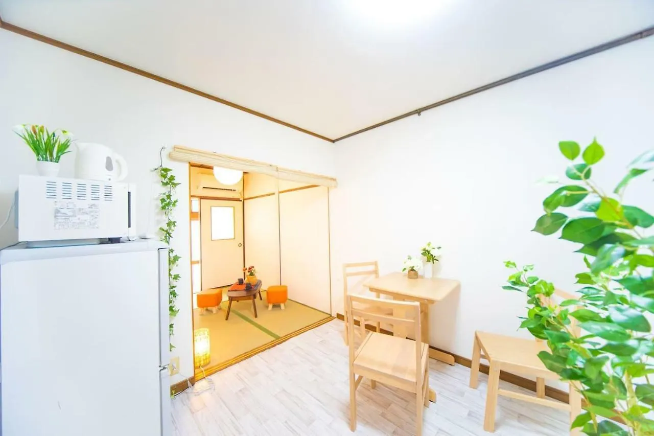Usj House Apartment Osaka 0*,